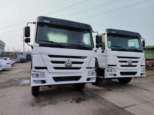 HOWO Sinotuck 6*4 Traktor Truck Colore bianco con pneumatici senza tubi Disegno 8500x2500x3600mm