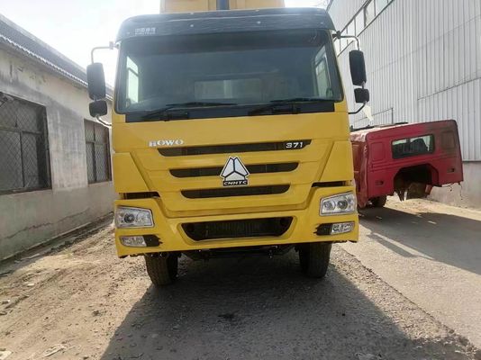 8500x2500x3600mm Sinotruk HOWO 6*4 Camione trattore Camione pesante con pneumatici senza tubo