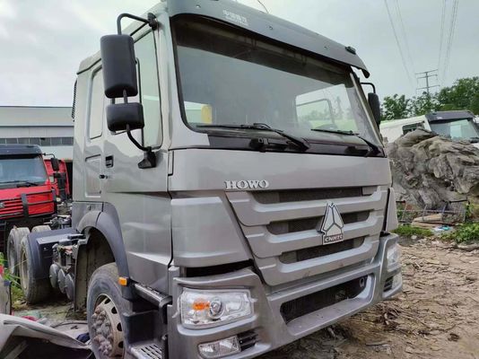 Sinotruk HOWO 6*4 camion trattore con GCC pneumatici Certificazione e 351-450 cavalli di potenza