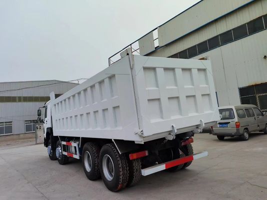 Camionetto di scarico a sollevamento anteriore 12.00r20 pneumatici 375 CV Sinotruk HOWO 8*4 Camionetto di seconda mano