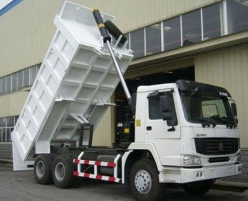 Trasmissione manuale Sinotruck HOWO 40 tonnellate 6X4 10 ruote camion di scarico per prestazioni