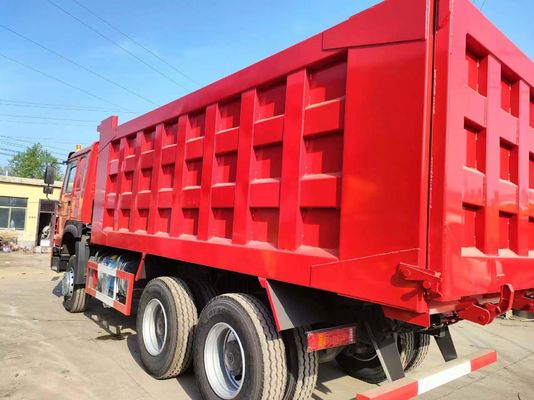371HP HOWO 6*4 Camionetti da costruzione Camionetti da ribaltamento Camionetti da trasporto rossi Camionetti da trasporto con ≤5 posti