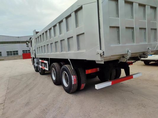 Camion a gomma usato Shacman 8X4 12 ruote 430HP Camion a gomma a gomma con design a pneumatici radiali