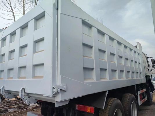 Sinotruck 6X4 Traktor Truck Heavy Duty con tipo di trasmissione manuale e pneumatico 12.00r20