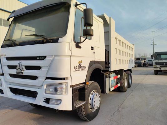6×4 Front Lifting Style Dump Truck 351-450 HP Sinotruck usato HOWO 10wheeler Bianco