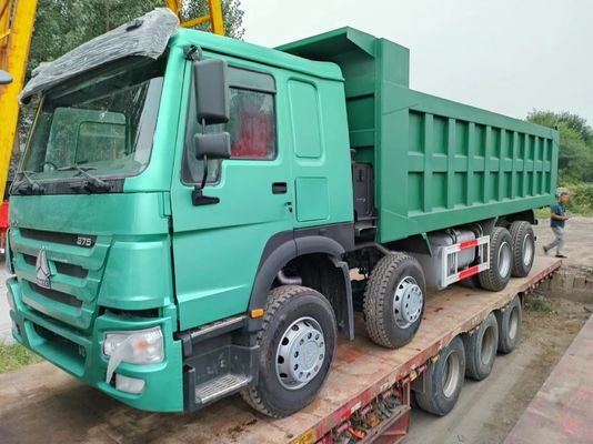 Sinotruk HOWO 371/400/420/380HP 8X4 12 ruote e usato