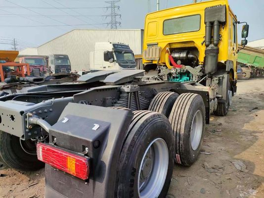 Ottime prestazioni HOWO 6*4 Truck trattore con pneumatici senza tubi e 351-450 CV