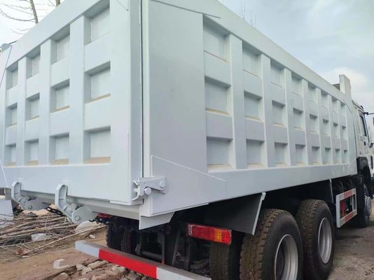 Howo 6x4 camion pesante con 18 metri cubi e 351-450 cavalli