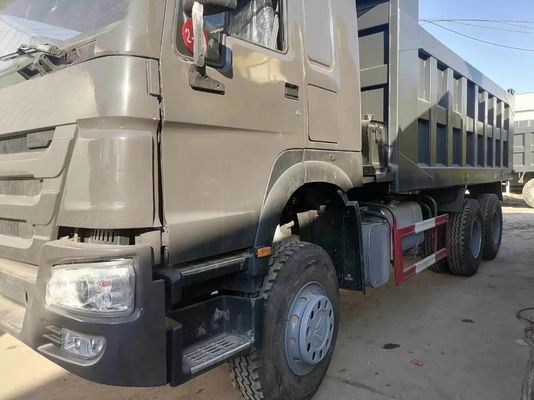 Camion usato 6*4 Camion usato Sinotruck colore diverso