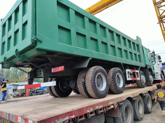 12 pneumatici Sinotruk HOWO 8*4 Camion spazzatura Camion usato Verde con cambio manuale
