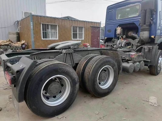 Buone condizioni Camion a testa blu Sinotruk HOWO 6*4 Camion a trattore con cilindrata 4-6L
