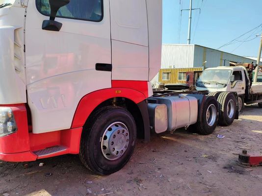 Sinotruk Howoa7 Tractor Truck Head con motore Weichai 6800x2500x3500mm ed efficienza