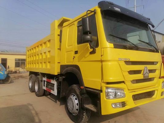 HOWO Sinotruk 460HP Dump Trucks Auto a benzina Usata Good Fuel Truck Capacità del motore 6-8L
