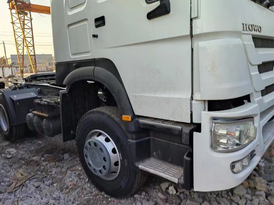 6X4 HOWO 400 HP High Horsepower Tow Truck Tractor Truck con 1 anno di servizio post-vendita