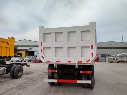 Sinotruck HOWO 6*4 Camionetto di scarico bianco di seconda mano tipo U con cambio manuale