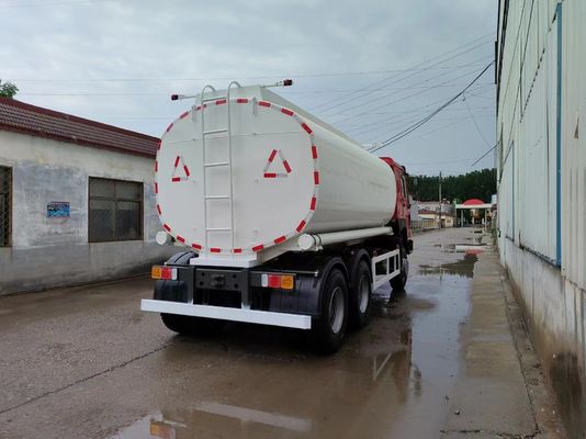 Sinotruk HOWO 6*4 10 ruote 20000 litri Capacità Camione cisterna petrolio carburante
