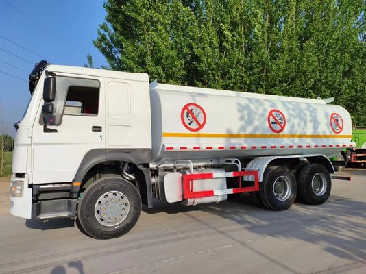 8X4 Fuel Oil Tank Transport Truck con 351-450 CV e 30000L di capacità del serbatoio