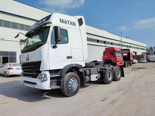 Trasmissione manuale Sinotruk Howoa7 Tractor Truck Head in buone condizioni di lavoro