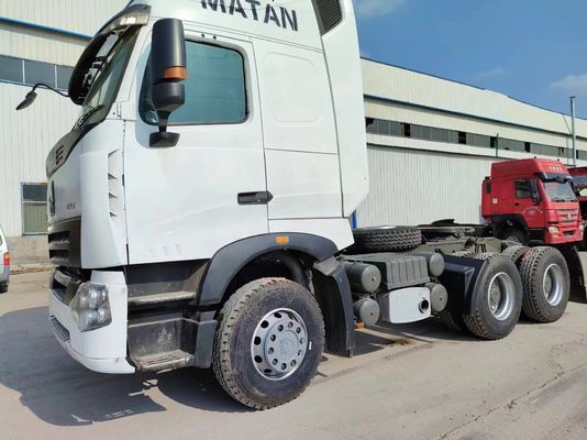 Trasmissione manuale Sinotruk Howoa7 Tractor Truck Head in buone condizioni di lavoro