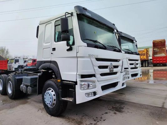 Pneumatici radiali Sinotruk C7h 6X4 430HP Truck trattore Mc11.43-30 con DOT Certificazione