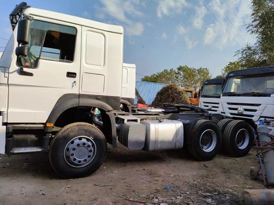 Pneumatici radiali Sinotruk C7h 6X4 430HP Truck trattore Mc11.43-30 con DOT Certificazione