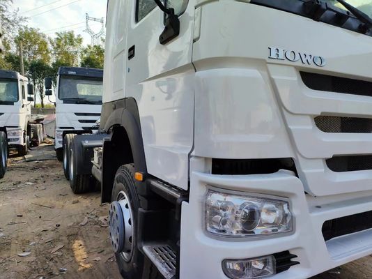 Pneumatici radiali Sinotruk C7h 6X4 430HP Truck trattore Mc11.43-30 con DOT Certificazione