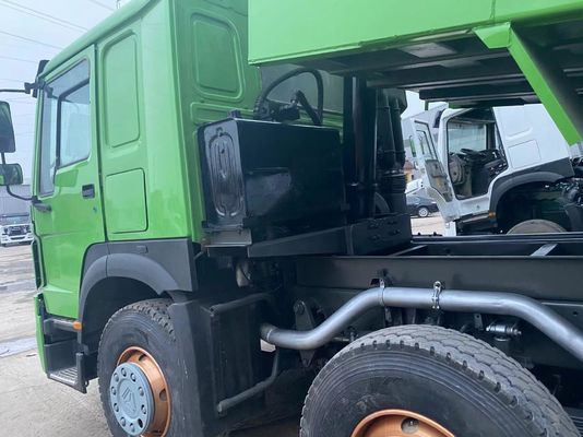 12 ruote usato HOWO Dump Truck design pneumatico radiale camion di seconda mano