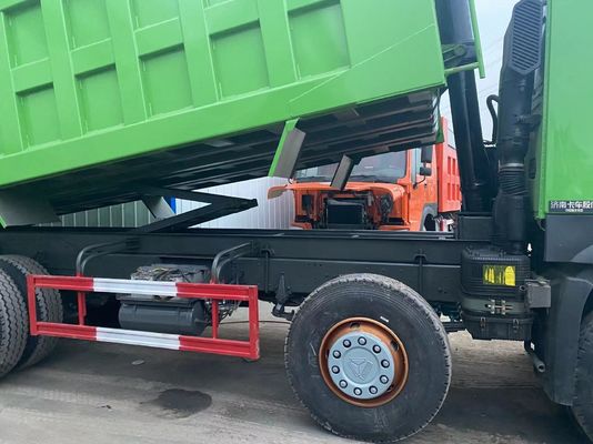 12 ruote usato HOWO Dump Truck design pneumatico radiale camion di seconda mano