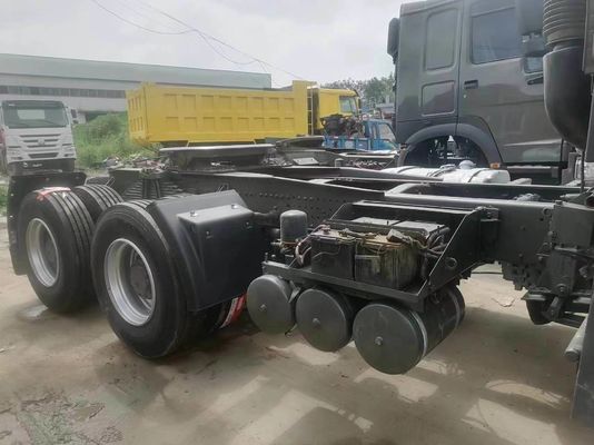 Sinotruk HOWO 6*4 Camion-trattore con motore Weichai e tipo trasmissione manuale