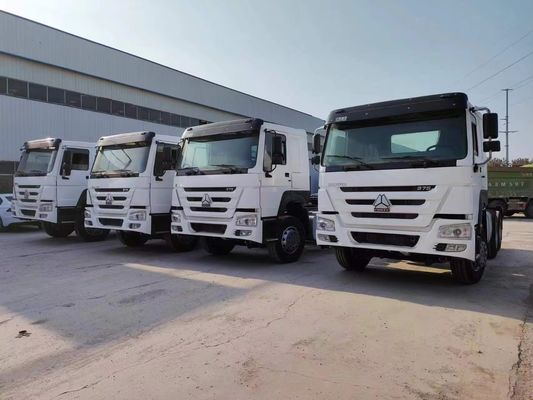 Sinotruk HOWO U-Type Bianco 6*4 10 ruote Camione trattore con 8500*2496*3450 mm Dimensioni
