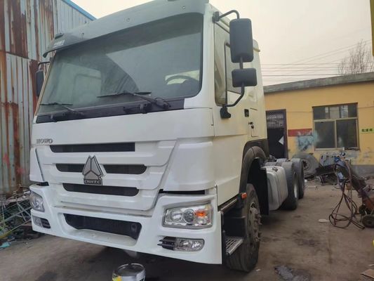 Sinotruk HOWO U-Type Bianco 6*4 10 ruote Camione trattore con 8500*2496*3450 mm Dimensioni