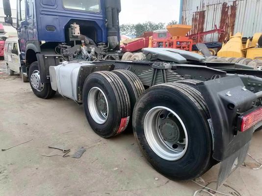 Blu Sinotruk HOWO 6X4 10 ruote usato camion trattore con potente capacità di traino