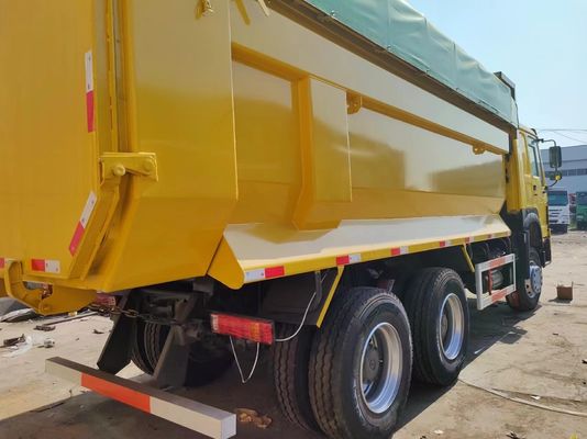6*4 Gallo U-Typ Tipper Truck Direzione destra Construction Dump Trucks HOWO Sedie ≤5