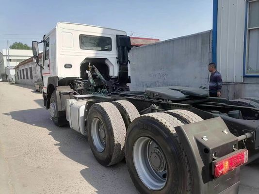 Ritrainere per camion per il trasporto di legname con pneumatici certificati ISO e capacità motore da 6-8 litri
