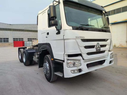 White Sinotruk HOWO 6*4 351-450hp Tractor truck a destra con pneumatici senza tubi