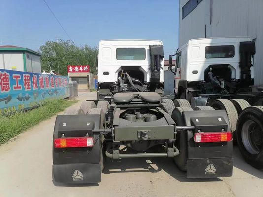 Usato HOWO Traktor Truck 6X4 371 Sinotruk Trailer Head Units e in buone condizioni