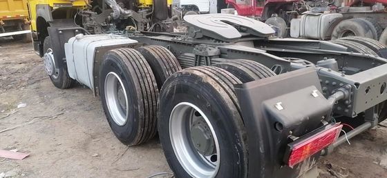 375HP 6X4 Sino Tractor Head Truck Usato HOWO Tractor Head in buone condizioni