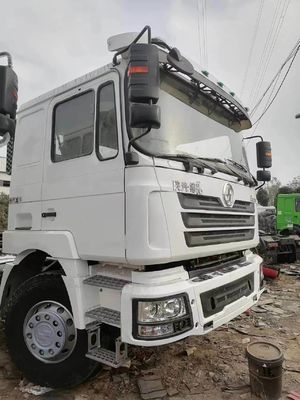 6X4 Sinotruck MANUALE HOWO Camioni manuali Testa usata Camione trattore con pneumatici radiali