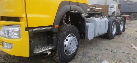 Sinotruk Truck 6*4 colore giallo utilizzato da 6-8L capacità del motore