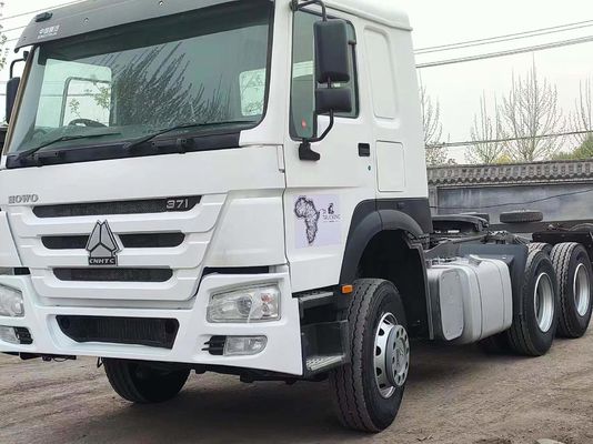 Sinotruck HOWO 6X4Tracter Truck 371-430HP in colore diverso con design di pneumatici radiali
