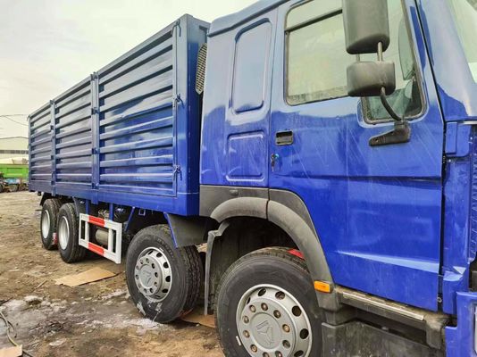 Sinotruck HOWO Blu 8*4 Box Truck 10 pneumatici Camion usato con 6×4 ruota motrice