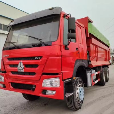 Capacità del motore 6-8L Utilizzo HOWO Camionino 12 pneumatici Camionini 6X4 in rosso
