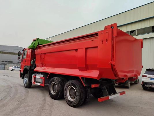 Capacità del motore 6-8L Utilizzo HOWO Camionino 12 pneumatici Camionini 6X4 in rosso