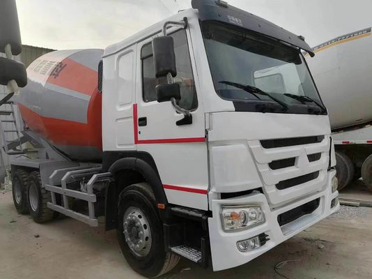 6×4 Sinotruck HOWO Camione cisterna miscelatrice con 8500x2500x3600mm Dimensioni