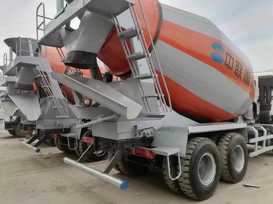 6×4 Sinotruck HOWO Camione cisterna miscelatrice con 8500x2500x3600mm Dimensioni
