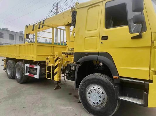 Vendita Sinotruck personalizzato HOWO 6*4 gru montate su camion con specifiche personalizzate